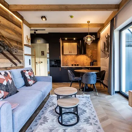Apartment Udanypobyt Modrzejewska 16