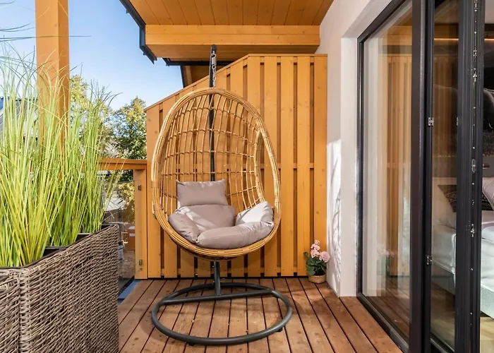 Udanypobyt Modrzejewska 16 *