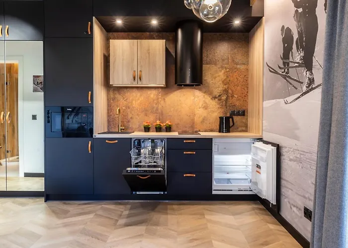 Udanypobyt Modrzejewska 16